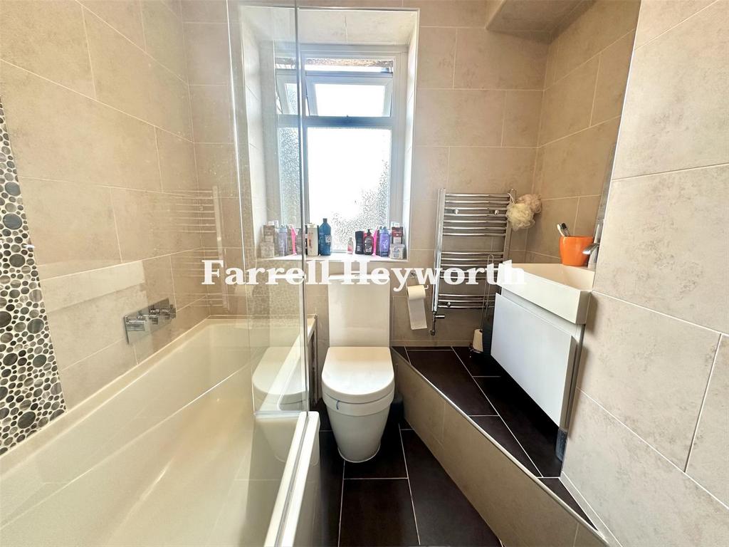 Family bathroom