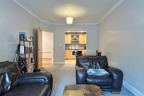 2 bedroom flat to rent, Shire Oak Road, Headingley, Leeds, LS6