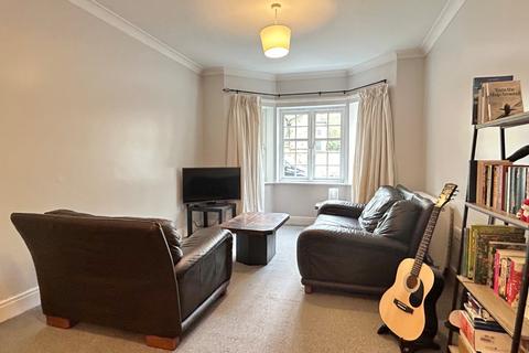 2 bedroom flat to rent, Shire Oak Road, Headingley, Leeds, LS6