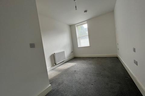 2 bedroom apartment to rent, Boscombe Gardens, Bournemouth, Dorset, BH1