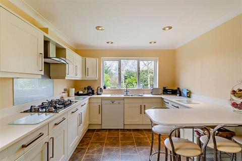 4 bedroom detached house for sale, Linton, Wetherby, College Farm Lane, LS22