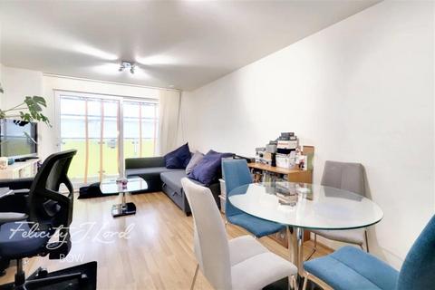 1 bedroom flat to rent, Bresslaw Court, Mile End