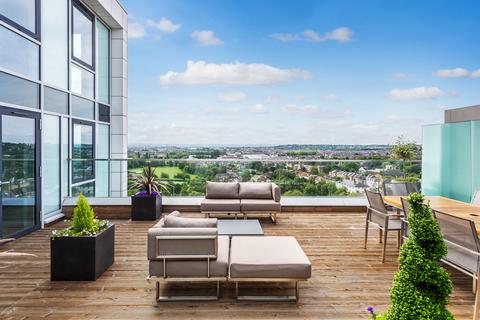 3 bedroom apartment for sale, Spectrum Way, Wandsworth, London, SW18