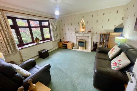 2 bedroom bungalow for sale, Weavers Close, Derbyshire DE72