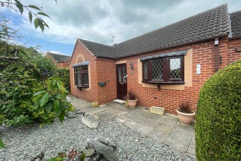 2 bedroom bungalow for sale, Weavers Close, Derbyshire DE72