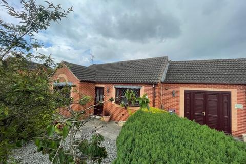 2 bedroom bungalow for sale, Weavers Close, Derbyshire DE72