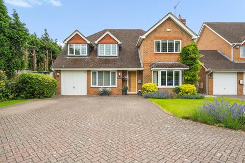 5 bedroom detached house for sale, Polesdon Lane, Ripley, GU23