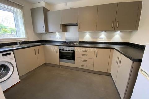 2 bedroom house to rent, Plymouth View, Manchester M13