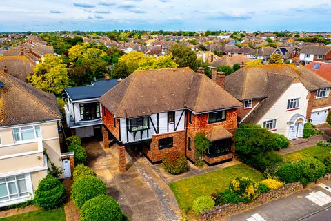 5 bedroom detached house for sale, Thorpe Bay SS1
