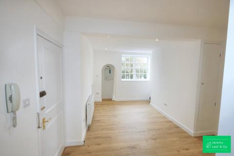 1 bedroom flat for sale, Croft Mews, London, N12