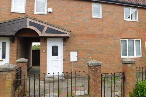 3 bedroom flat to rent, Newholme Estate, Wingate, County Durham