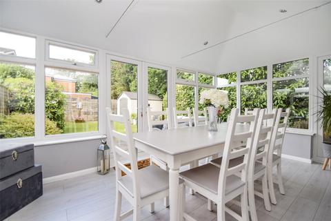 3 bedroom end of terrace house for sale, Yateley, Hampshire GU46