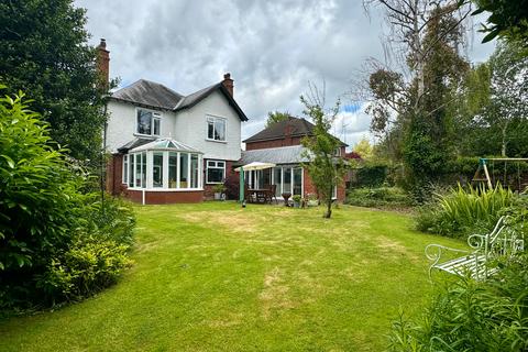 3 bedroom detached house for sale, Three Elms Road, Hereford, HR4