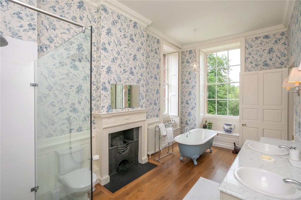 Principal Bathroom