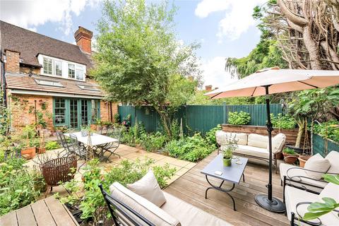 112 Lower Green Road, Esher, KT10 8HB