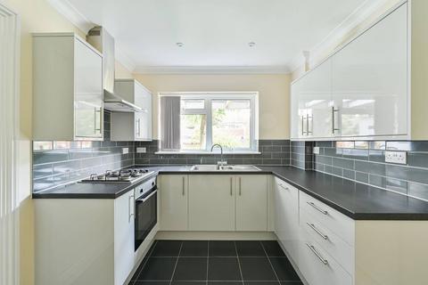 3 bedroom terraced house for sale, Wellsmoor Gardens, Bickley, Bromley, BR1