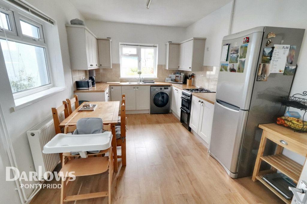 Ralph Street, Pontypridd 3 bed terraced house for sale £180,000
