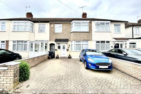 3 bedroom terraced house for sale, Berkley Avenue, EN8