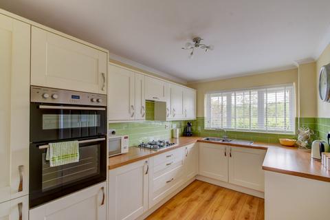 3 bedroom link detached house for sale, Longfellow Close, Walkwood, Redditch, Worcestershire, B97