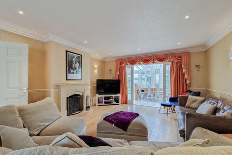 5 bedroom detached house for sale, Long Meadow, St Clement