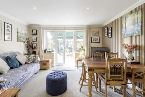 33 Easton Lane, Bozeat, Wellingborough, NN29 7NN
