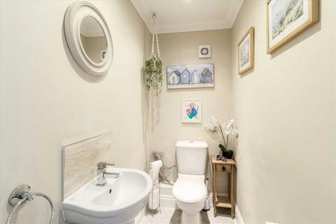 33 Easton Lane, Bozeat, Wellingborough, NN29 7NN