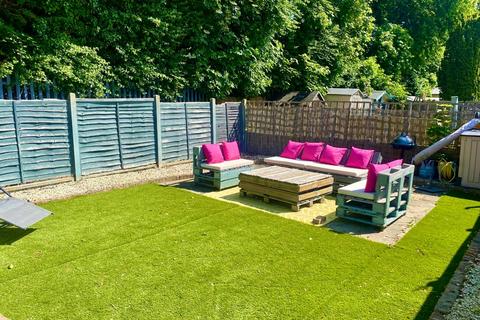 36 Mansard Close, Hornchurch, RM12 4HS