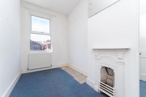 31 Westfield Road, London, W13 9JP