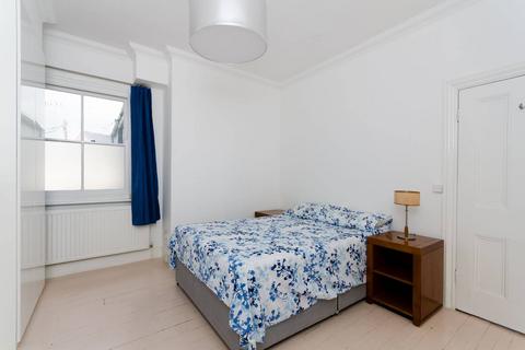 3 bedroom flat for sale, Bridge Street, Pinner, HA5
