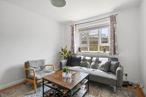 1 bedroom flat for sale, Kinloch Street, Holloway