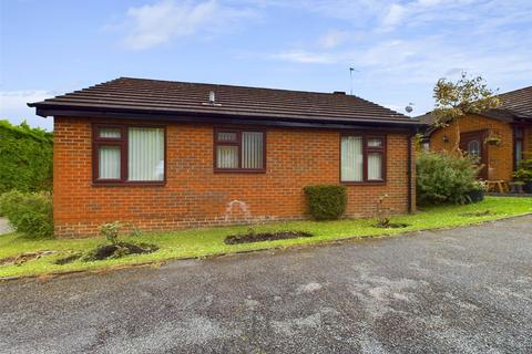 2 bedroom bungalow for sale, Wroxham Close, Frodsham WA6