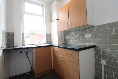 2 bedroom end of terrace house to rent, Greenock Place, Leeds, West Yorkshire, LS12