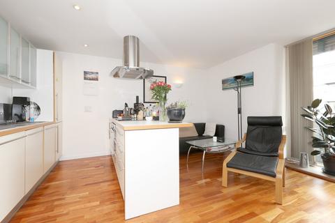 2 bedroom apartment for sale, Poole Street, London, N1