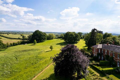 2 Chestnut Lane, Burghill, Hereford, HR4 7QN