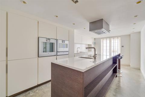 4 bedroom end of terrace house for sale, Hazlebury Road, London, SW6