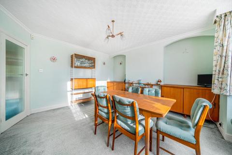 17 Cherry Walk, Bromley, BR2 7LT