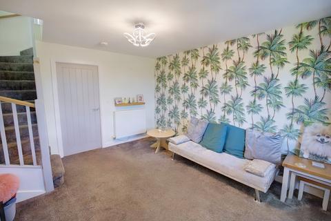 2 bedroom end of terrace house for sale, Baneberry Walk, Sheerness ME12