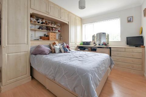 52 Sapperton, Werrington, Peterborough, PE4 5BS