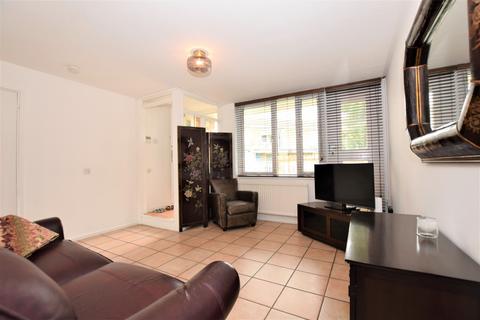 1 bedroom flat to rent, Drappers Way Bermondsey SE16