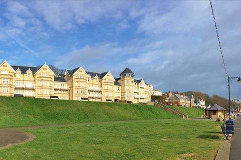 2 bedroom apartment for sale, Deepdene, The Beach, Filey