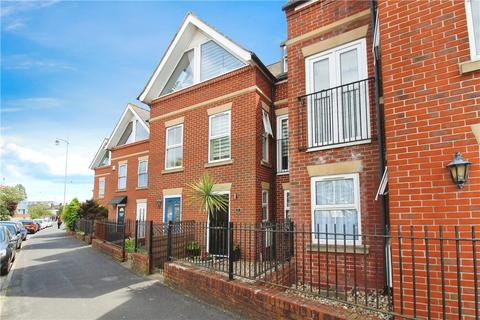 3 bedroom terraced house for sale, Mumby Road, Gosport, Hampshire
