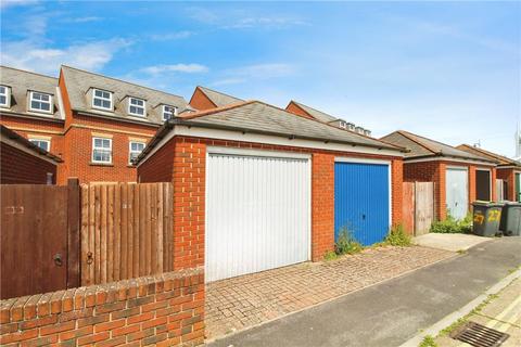 3 bedroom terraced house for sale, Mumby Road, Gosport, Hampshire