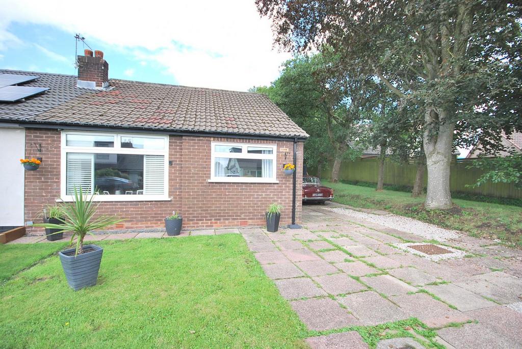 Beehive Green, Westhoughton, BL5 3 HS