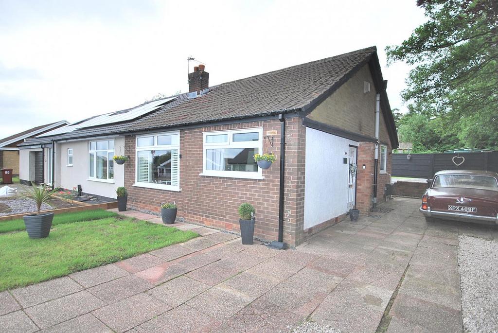 Beehive Green, Westhoughton, BL5 3 HS