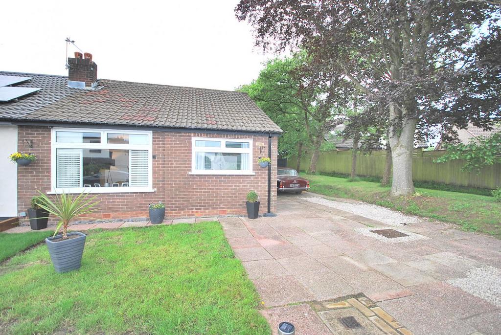 Beehive Green, Westhoughton, BL5 3 HS