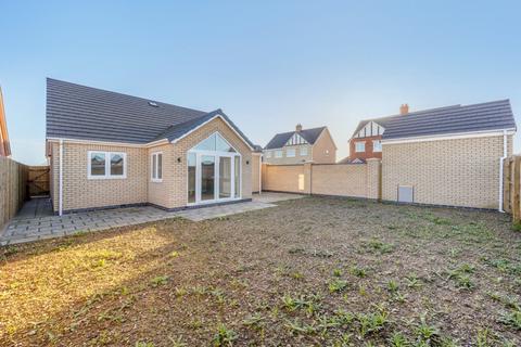 2 bedroom detached bungalow for sale, Plot 80 The Elder, Manor View, Woodhall Spa, Lincolnshire, LN10