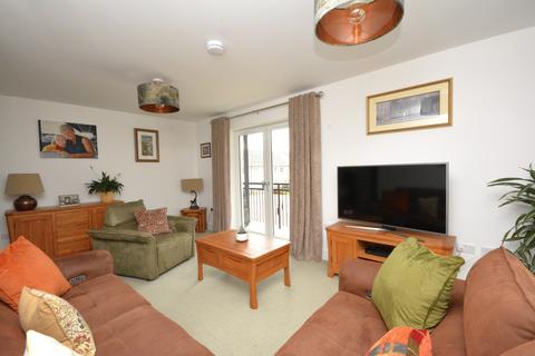 2 bedroom flat for sale, 3 Ferniesyde Court, Falkirk, Stirlingshire, FK2 8FT