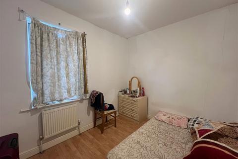 2 bedroom terraced house for sale, Farrar Street, Barnsley, S70 6BS