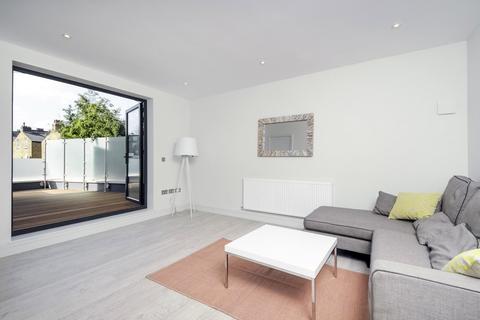 1 bedroom apartment for sale, Battersea Rise, SW11