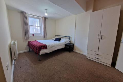 6 bedroom house to rent, Ditchling Road